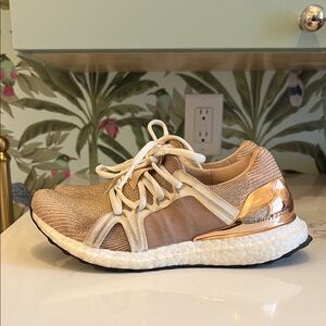 Adidas ultra boost special edition Stella McCartney size 5